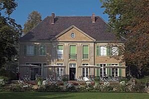 Fassade der Liebermannvilla auf der Seeseite