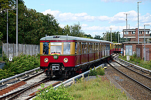 Der historische Jubiläumszug unterwegs