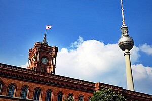 Rotes Rathaus und Fernsehturm