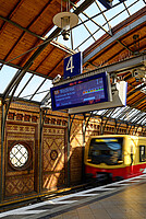 Pilotprojekt der S-Bahn Berlin - Lichtsensor zeigt Fahrgästen, wie viel Platz im Zug ist.