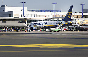 Flugzeug in Warteposition